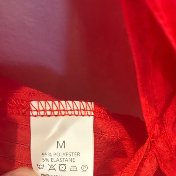 Elegant Red Square Neck Blouse - Picture 2 of 3